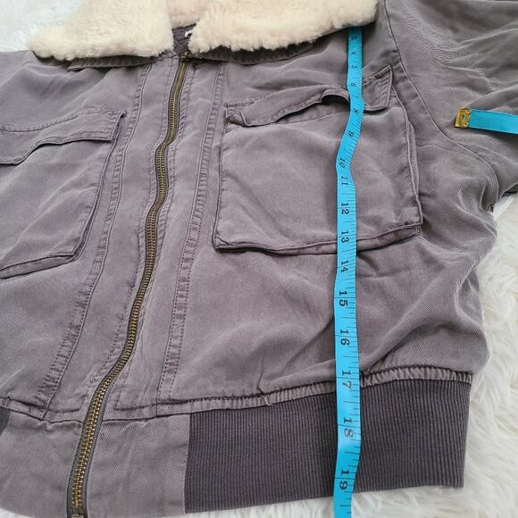 Young Fabulous & Broke Gray Earhart Faux Fur Full Zip Jacket NWT Women's Small - Picture 4 of 11